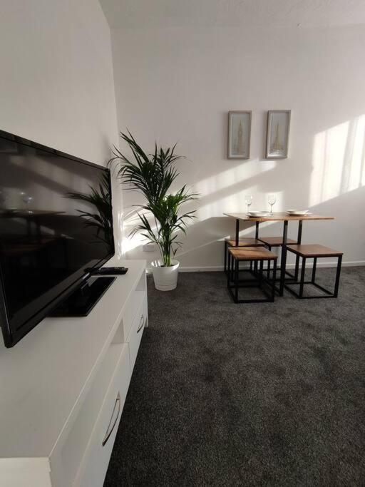 1 Bedroom Apartment With Free Parking Weymouth Exterior foto